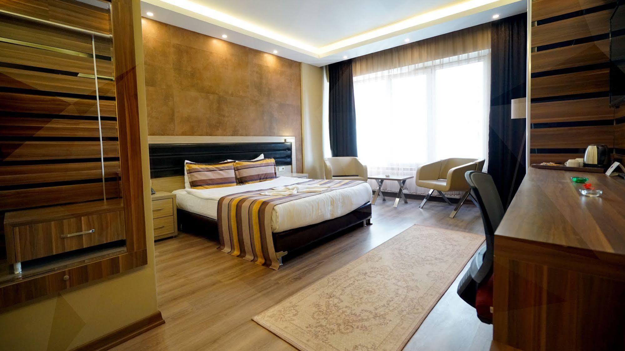 Es Albatros Hotel Eskişehir Exterior foto